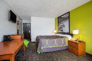 Photo 2 : Super 8 by Wyndham Franklin