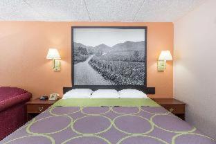 Photo 6 : Super 8 by Wyndham Black Mountain Asheville East