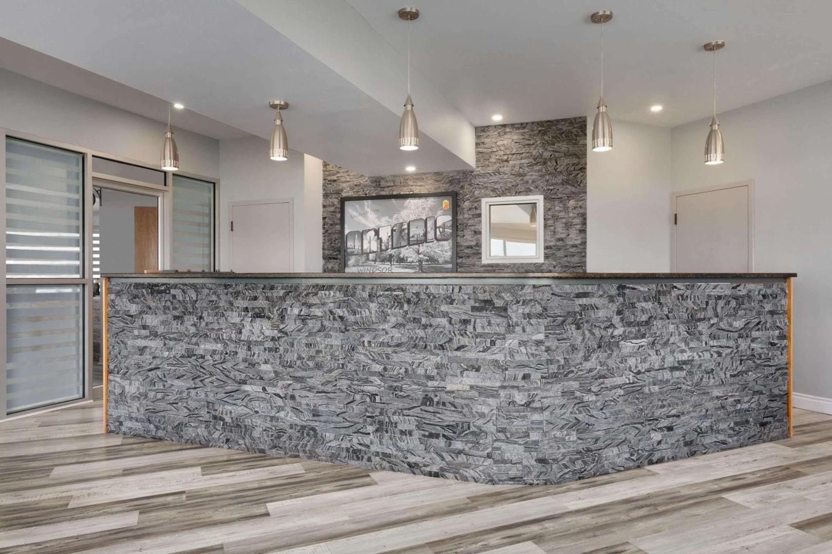 Photo 4 : Super 8 by Wyndham Windsor/Dougall
