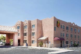 Kuva 9: Super 8 by Wyndham Yuma