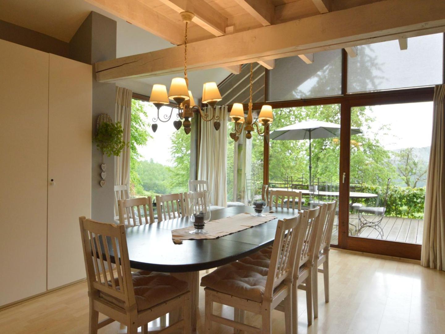 Foto 3: Chalet with Valley Views,
