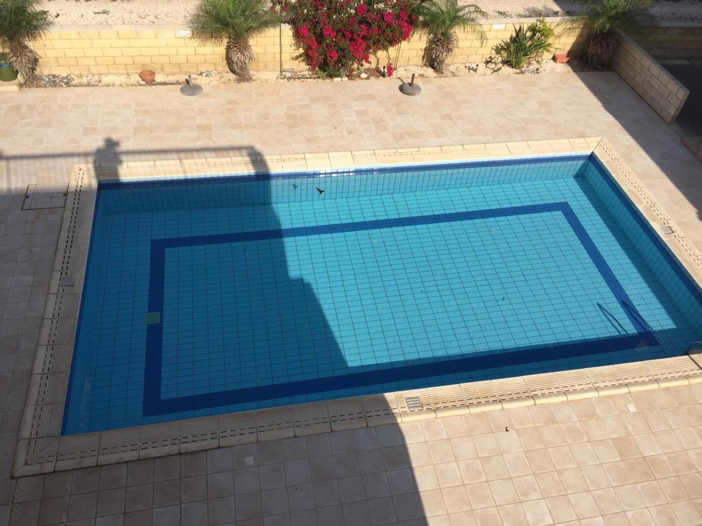 Kuva 9: 2 Bed Flat - Sleeps 4 - Pool - Parking - Wifi