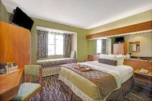 Foto 5: Super 8 by Wyndham San Antonio Downtown NE