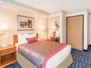 Foto 10: Ramada by Wyndham Kent Seattle Area