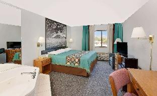 Bild 3: Super 8 by Wyndham Macomb