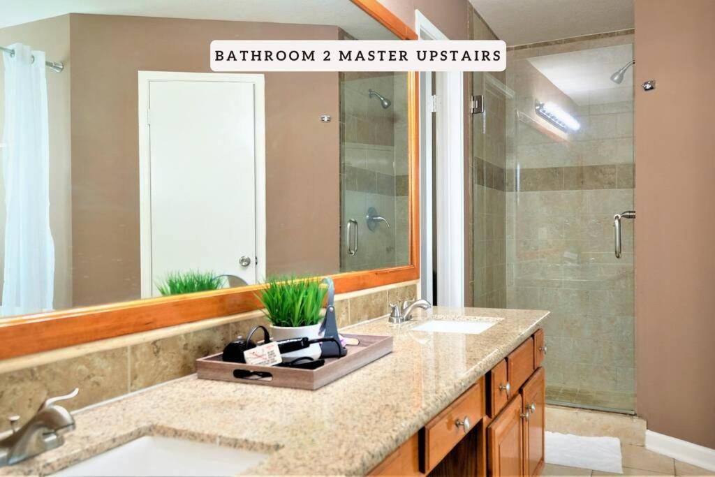 Photo 4 : Exceptional, 5 Beds, Near Downtown - Bold Ruler