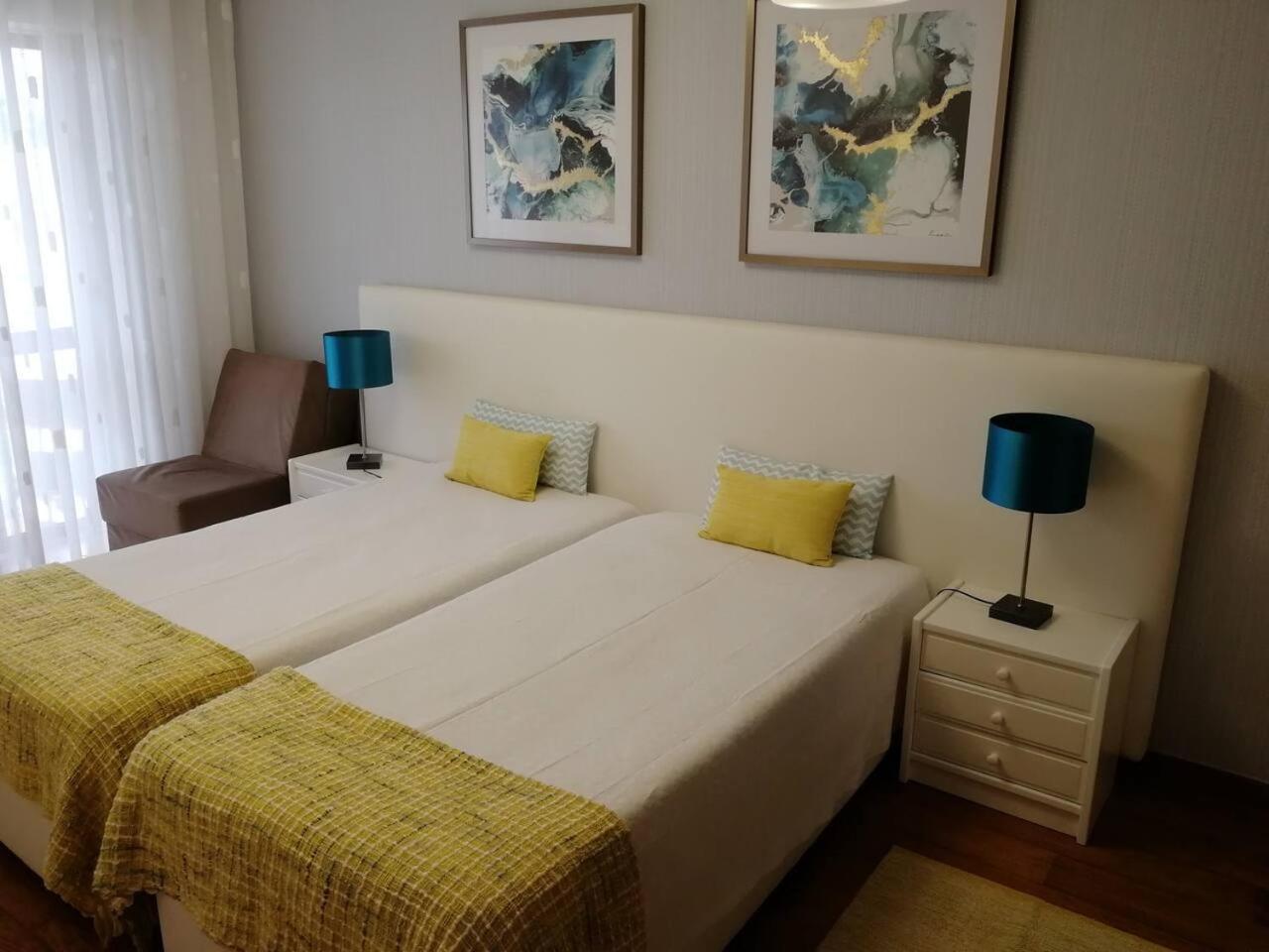 Foto 9: 2 Bed Flat - Sleeps 4 - Parking - Wifi