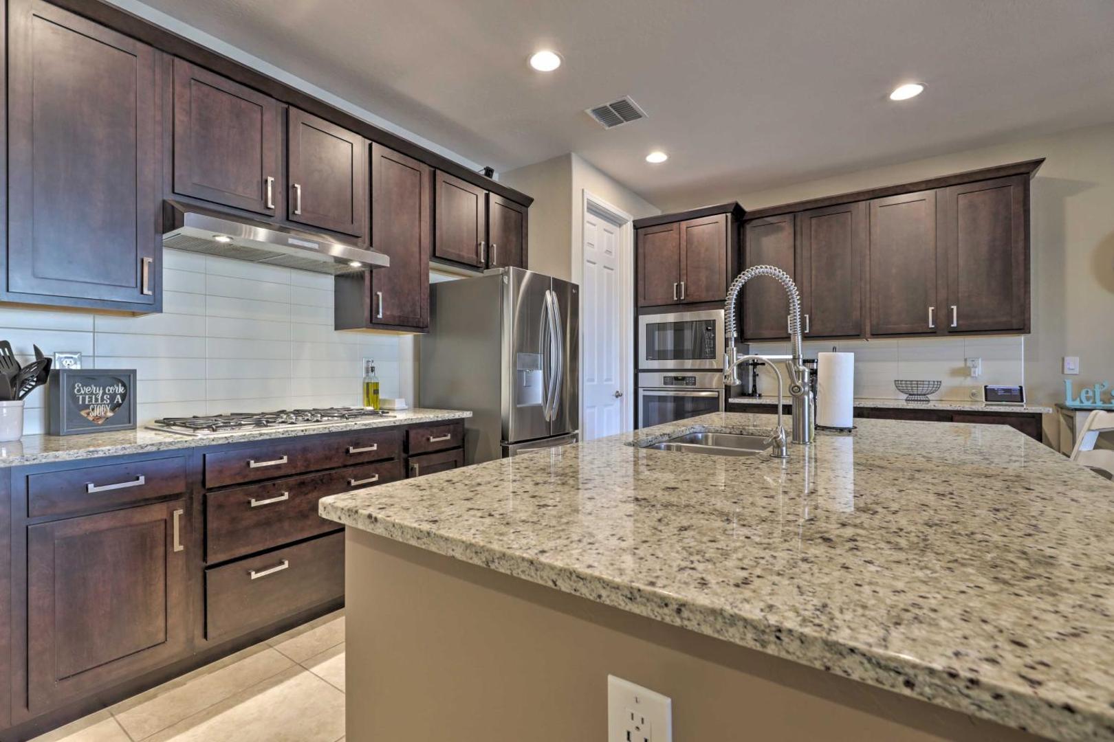 Pool, Resort Amenities Queen Creek Home!的照片7