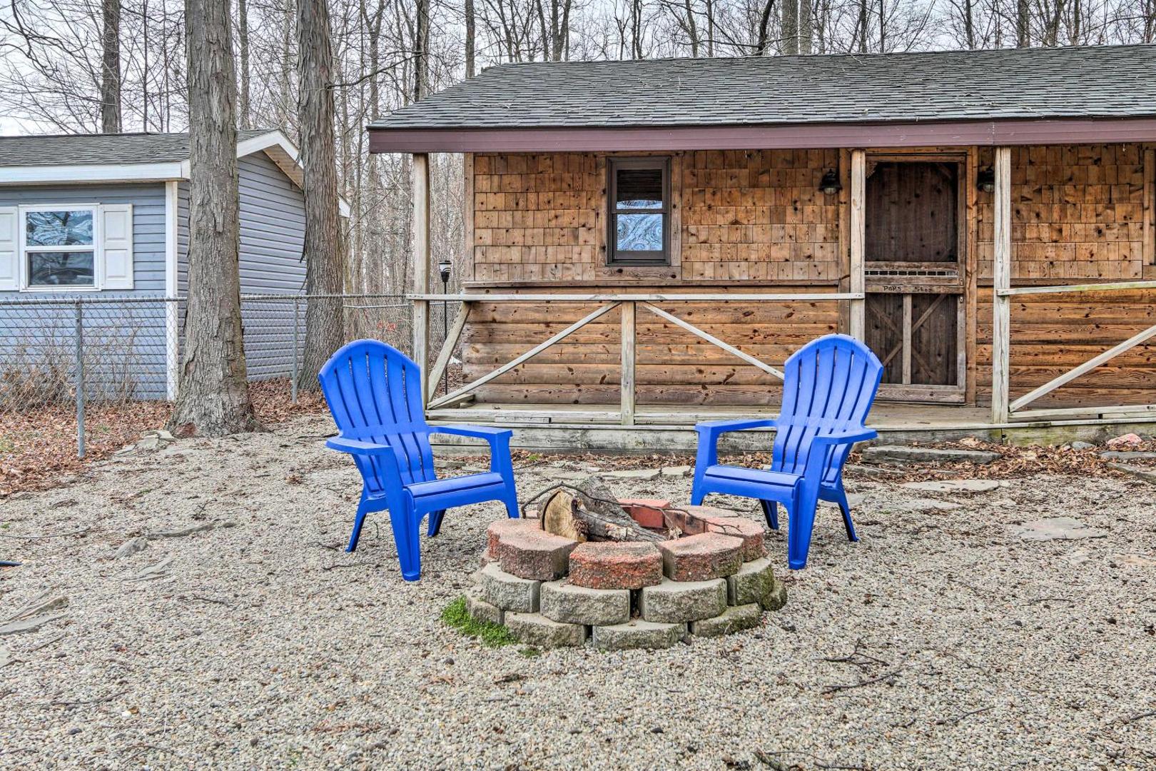 Billede 4: Covered Deck, Fire Pit Hunstville Gem on the Lake