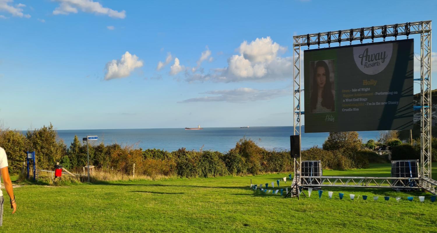 Foto 4: Trinity at Whitecliff Bay Isle of Wight- Yarborough View 4