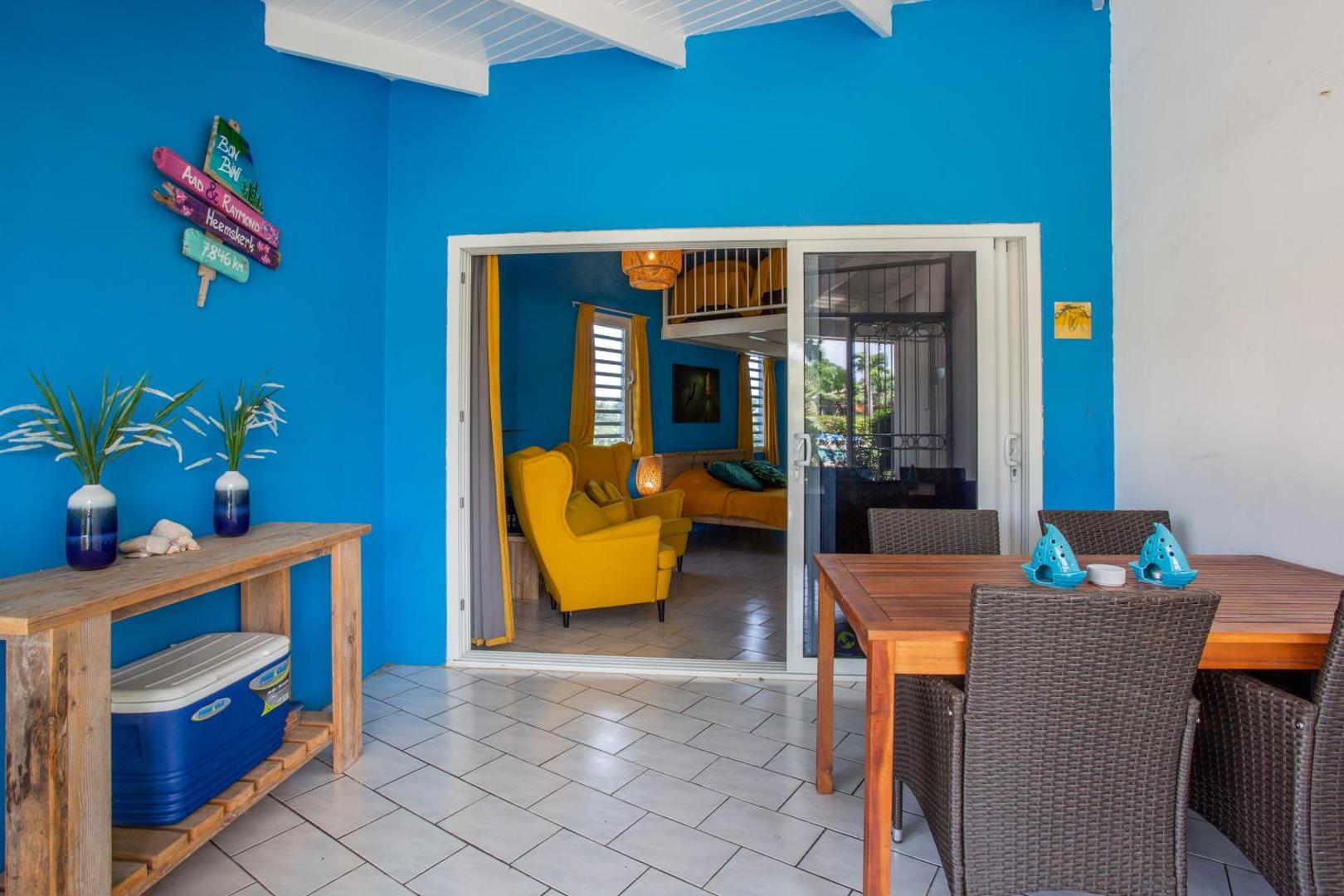 Photo 2 : Studio at the pool in tropical Resort Seru Coral with privacy and large pool