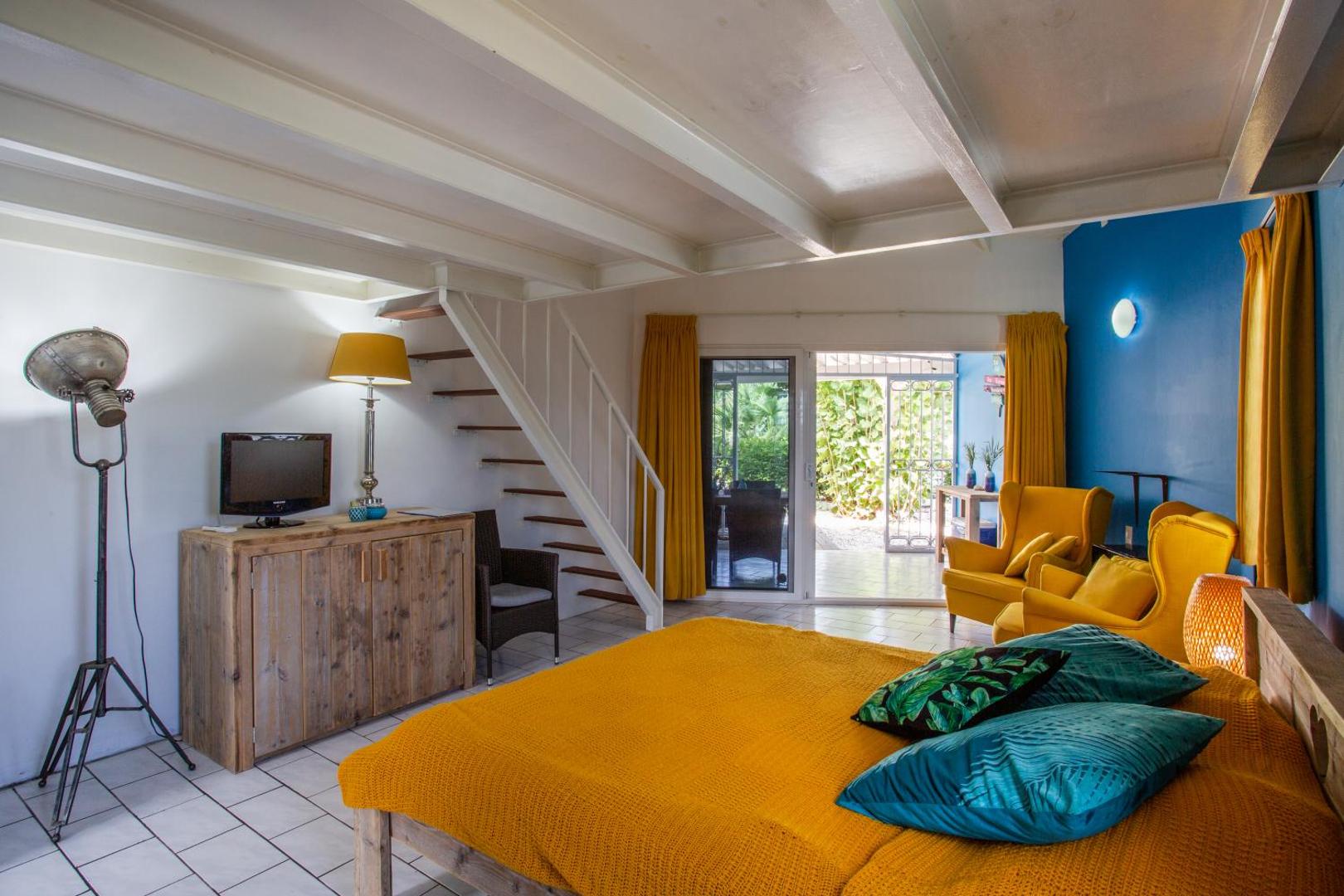 Photo 6 : Studio at the pool in tropical Resort Seru Coral with privacy and large pool