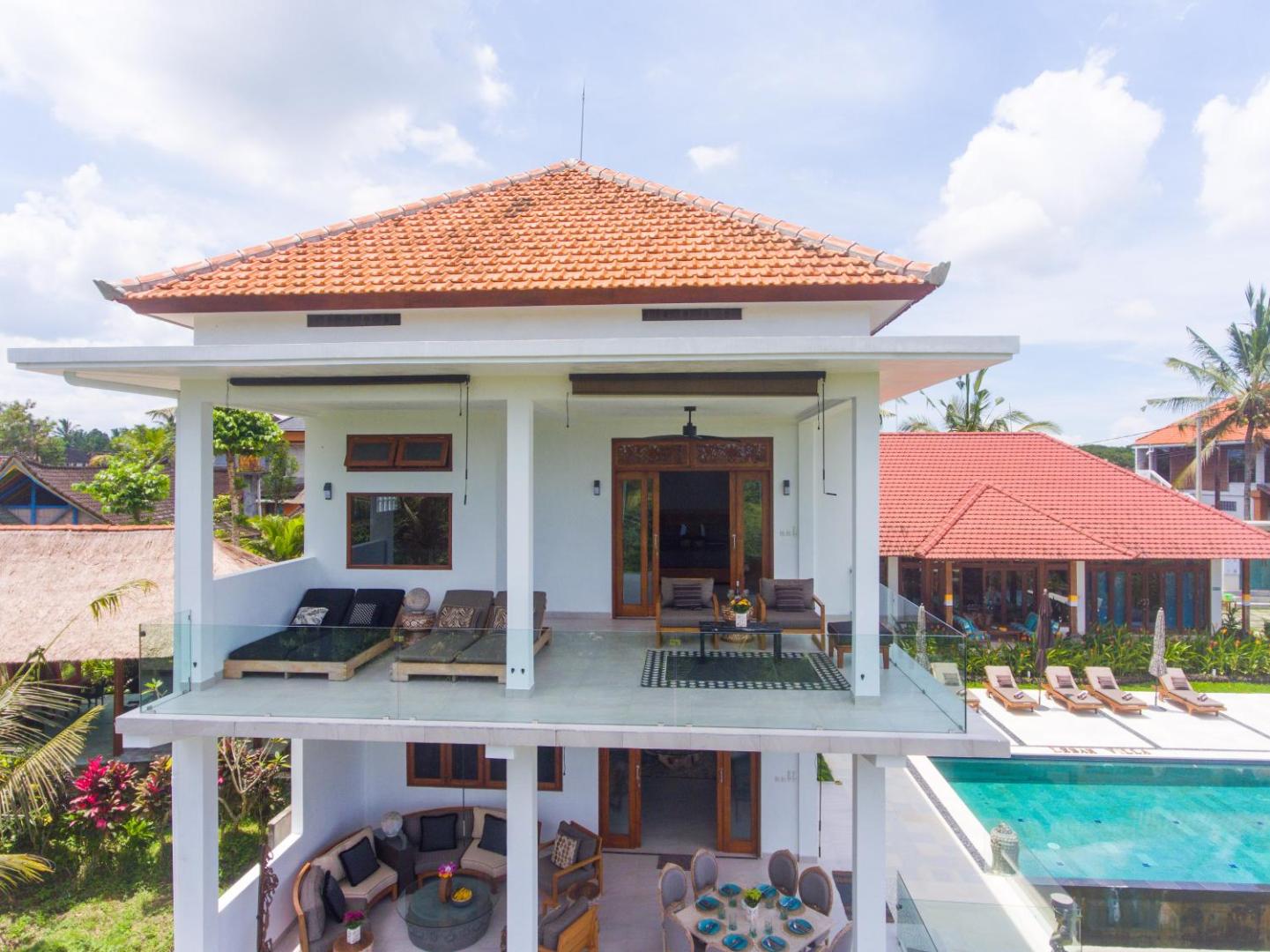 Foto 8: Quiet Luxury Paradise Fab Staff Lebah Villas Central Ubud