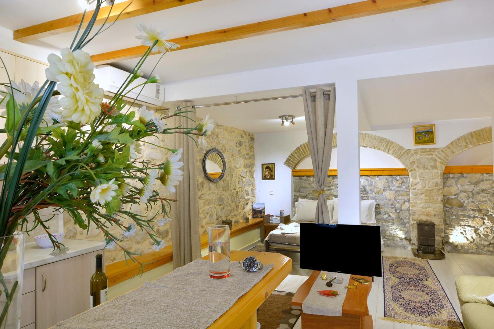 Bild 7: Studio in Corfu town