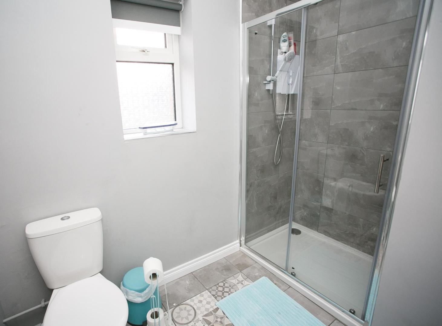Apt3, No 2 Antrim Gardens, Portrush with Seaview photo 6