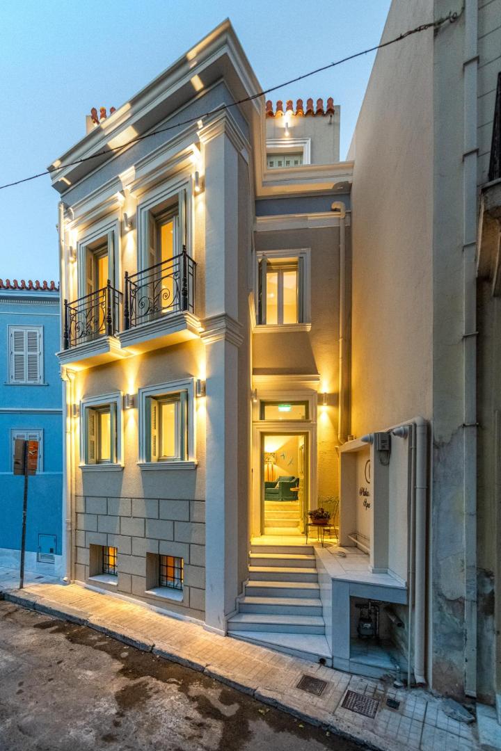 Foto 2: IPELHOME - Plaka Boutique Apartments