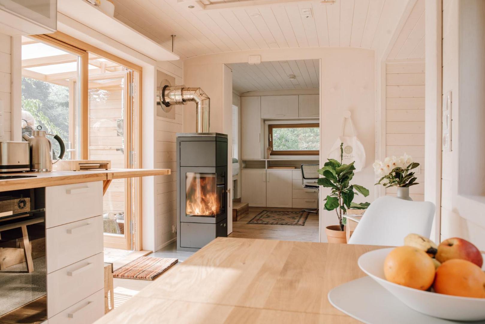 Bild 5: Tiny House, Kleinod im Grünen