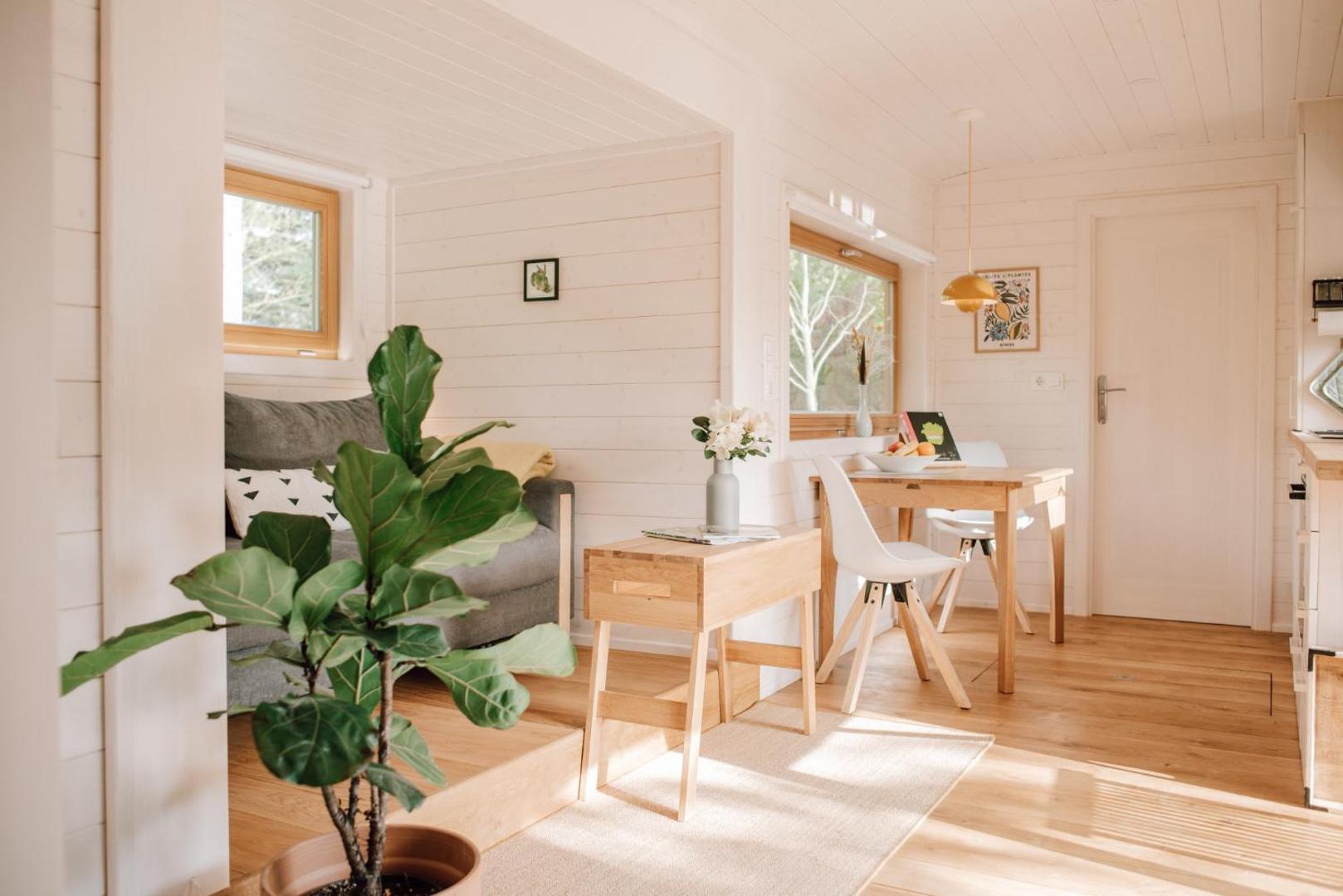 Bild 8: Tiny House, Kleinod im Grünen