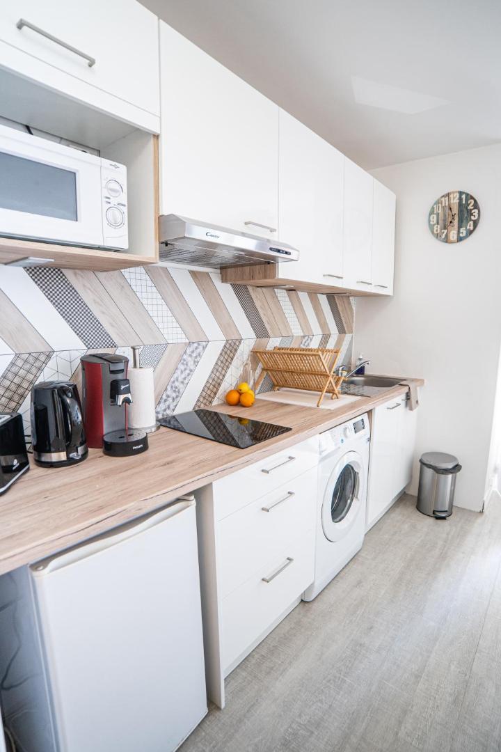 Fotografie 10: CORAIL STUDIO - 2MIN PLAGE CENTRE VILLE - CLIM - WIFI - PARKING PRIVÉ - IDEAL FAMILLE - La Grande Motte
