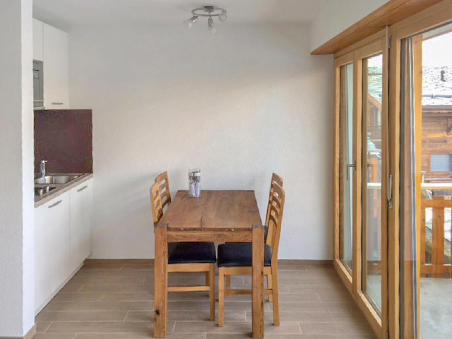 Фотография 6: Studio Grenier 5 by Interhome