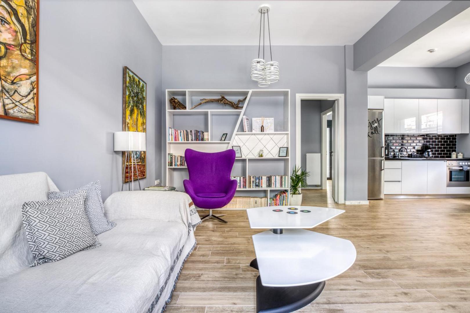 Kuva 6: Spacious flat with courtyard in Peristeri!