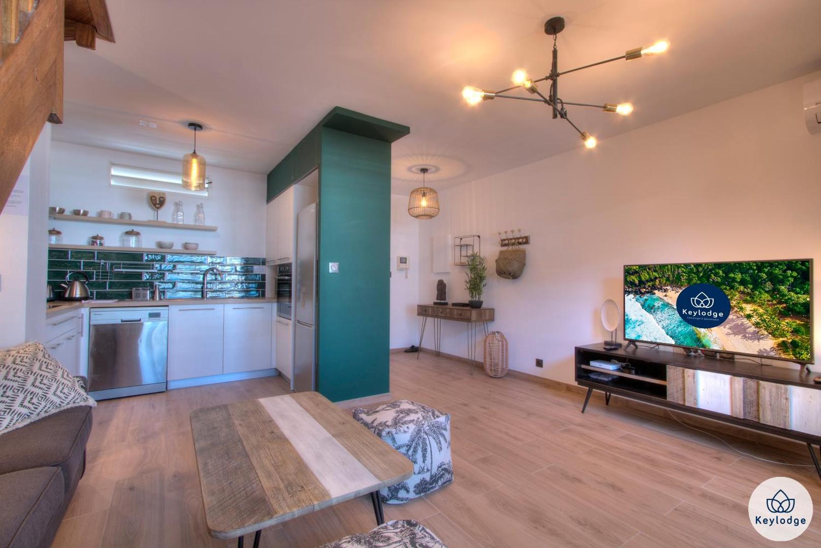 Apt - 4 pers - Petit Duc - Rénové - 44m² - Centre de Mont Rocquefeuil - Saint-Gilles les Bains的照片6