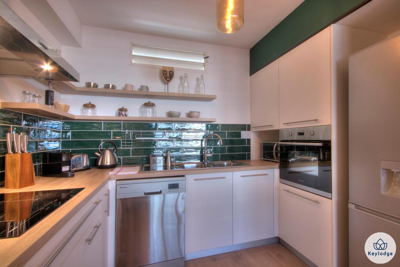 Apt - 4 pers - Petit Duc - Rénové - 44m² - Centre de Mont Rocquefeuil - Saint-Gilles les Bains的照片8