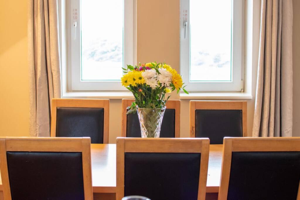Fotografie 9: 310 - The Carrowbeg at The Harbour Mills by Shortstays