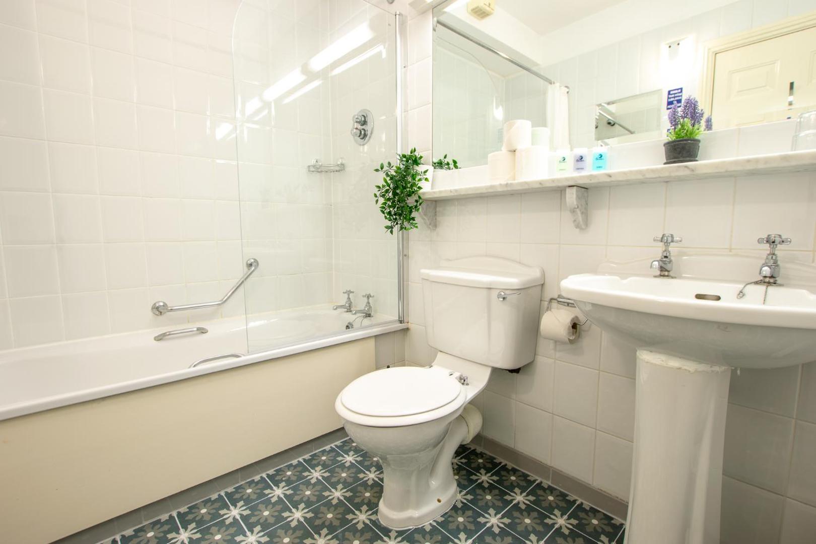 Fotografie 4: 310 - The Carrowbeg at The Harbour Mills by Shortstays