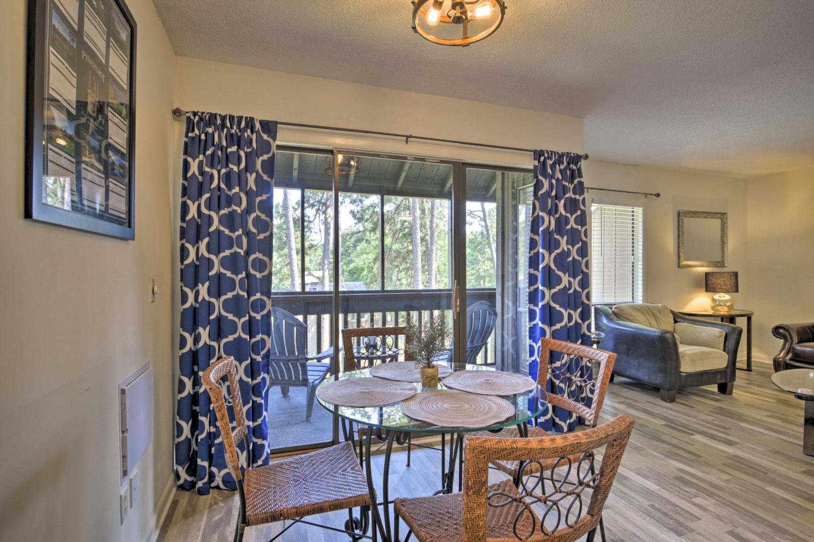 Foto 8: Condo By Pinehurst Golf Course with Peaceful Patio