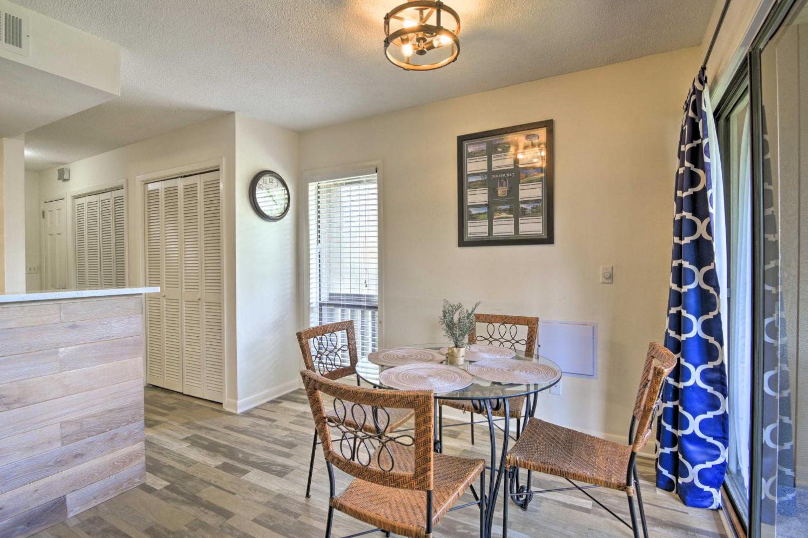 Foto 10: Condo By Pinehurst Golf Course with Peaceful Patio