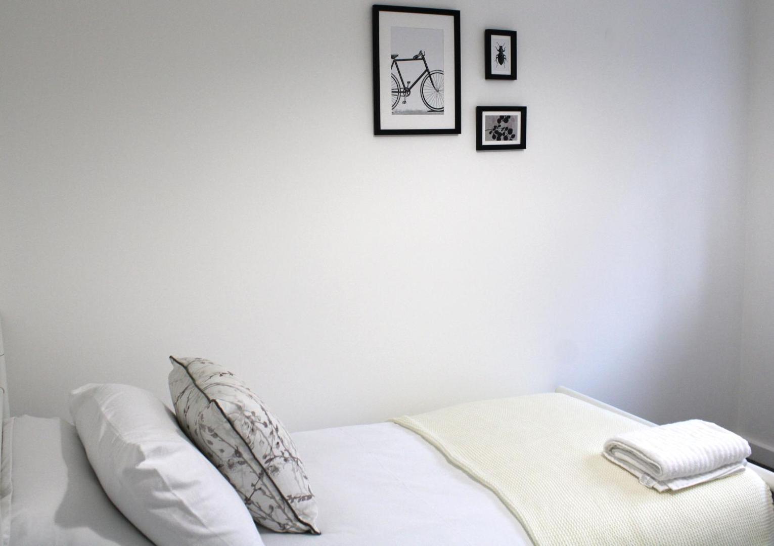 Foto 7: Didcot - Private Flat with Garden & Parking 08