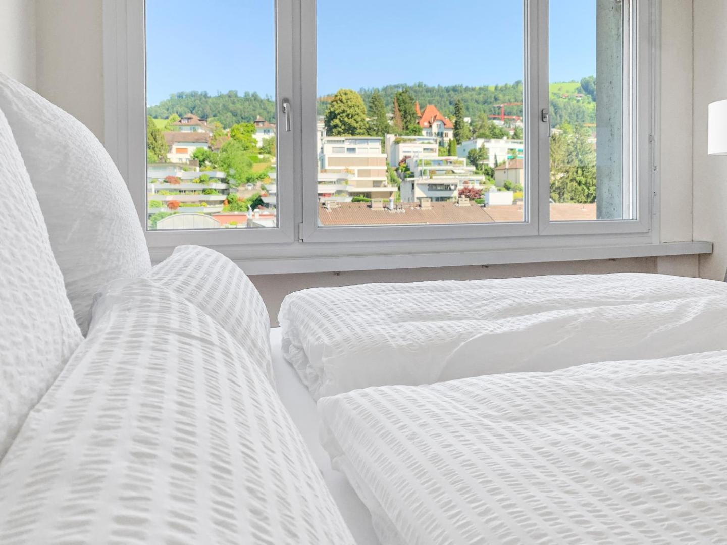 Foto 10: ARISER - Zug Mountain View Business Apartment