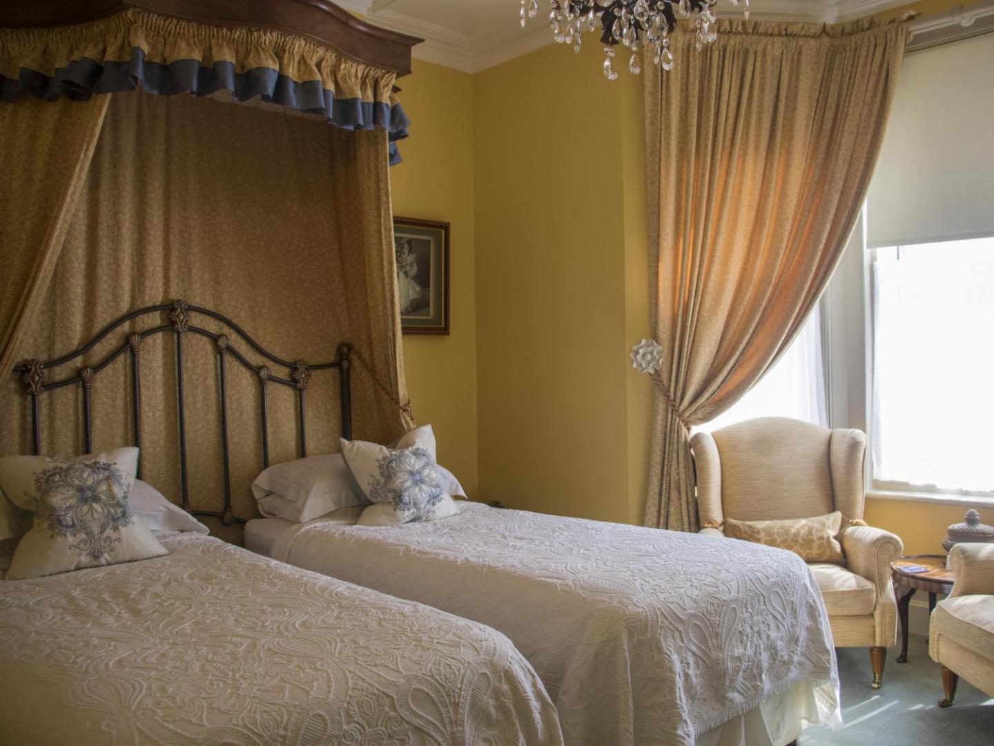 Φωτογραφία 9: Albert & Victoria Guest house