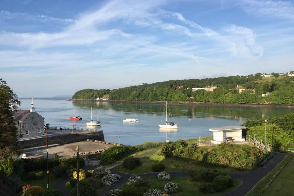 Kuva 7: Apartment with stunning views of Menai Strait.