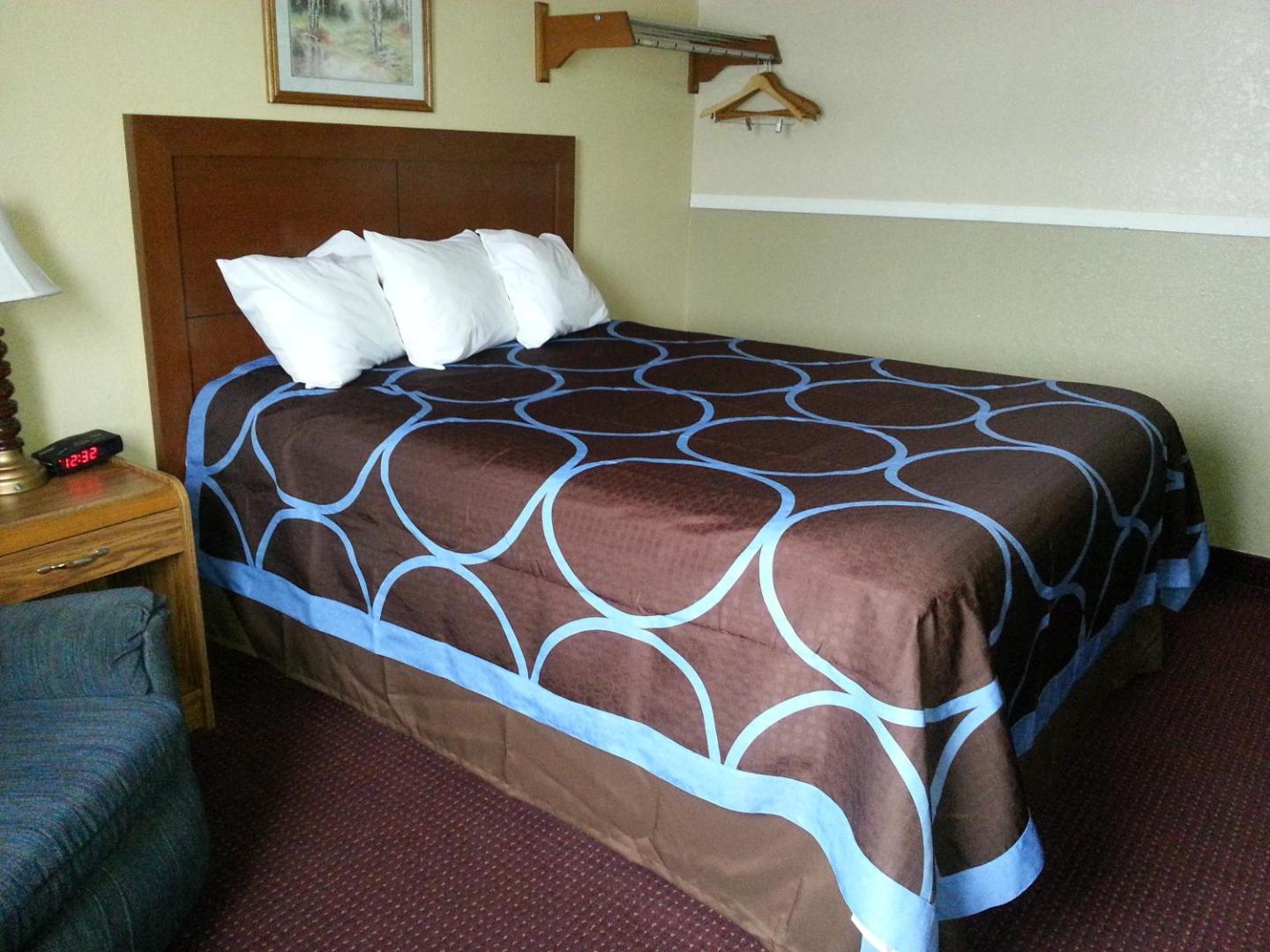 Foto 10: Super 8 by Wyndham Bath Hammondsport Area