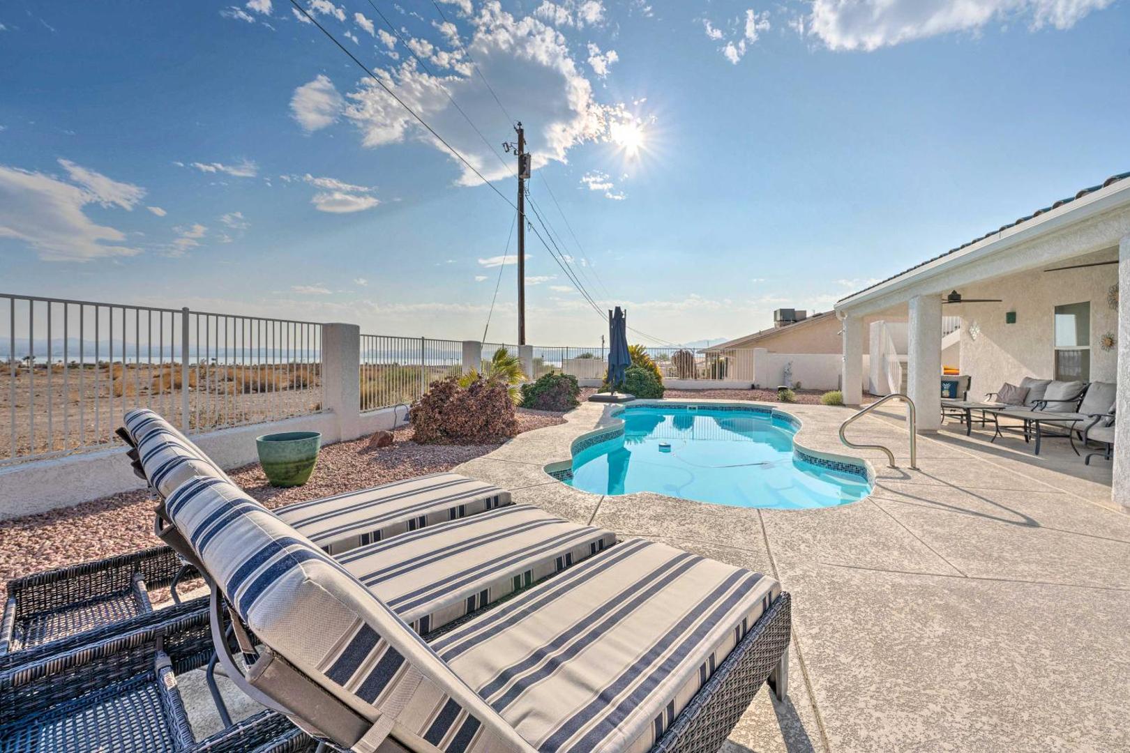 Pool, Patio & Lake Views: Lake Havasu City Home!的照片2