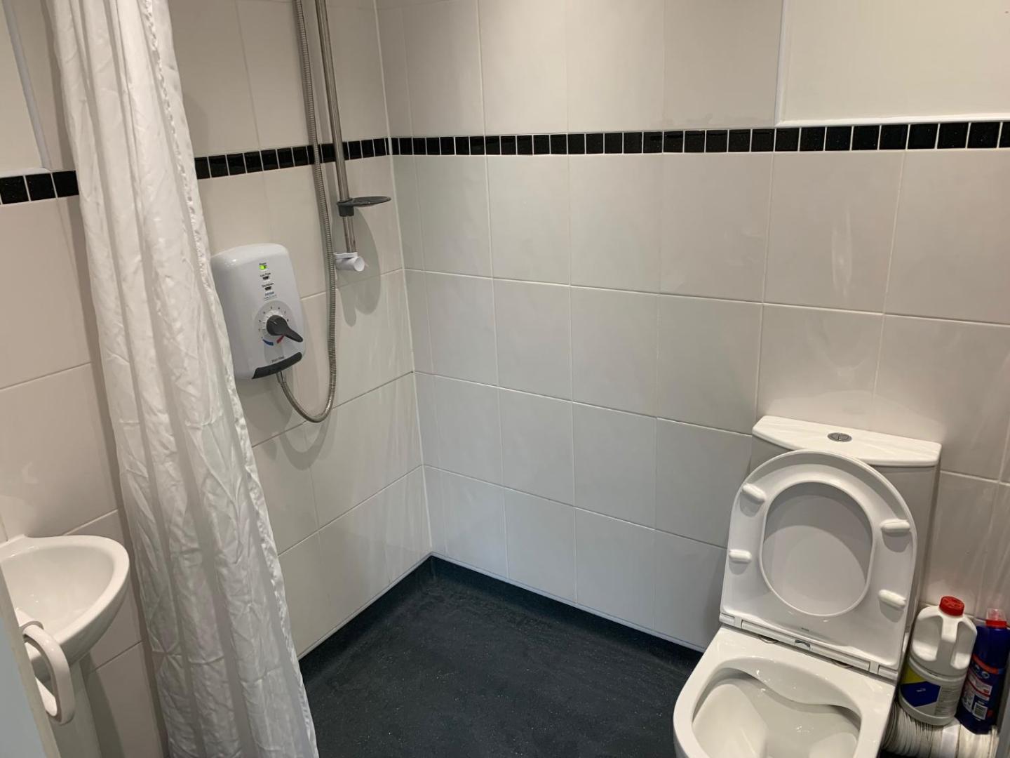 Φωτογραφία 7: Flat Two, 212 Eaglesham Road, East Kilbride, Glasgow