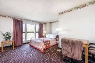 Super 8 by Wyndham Du Quoinの写真9
