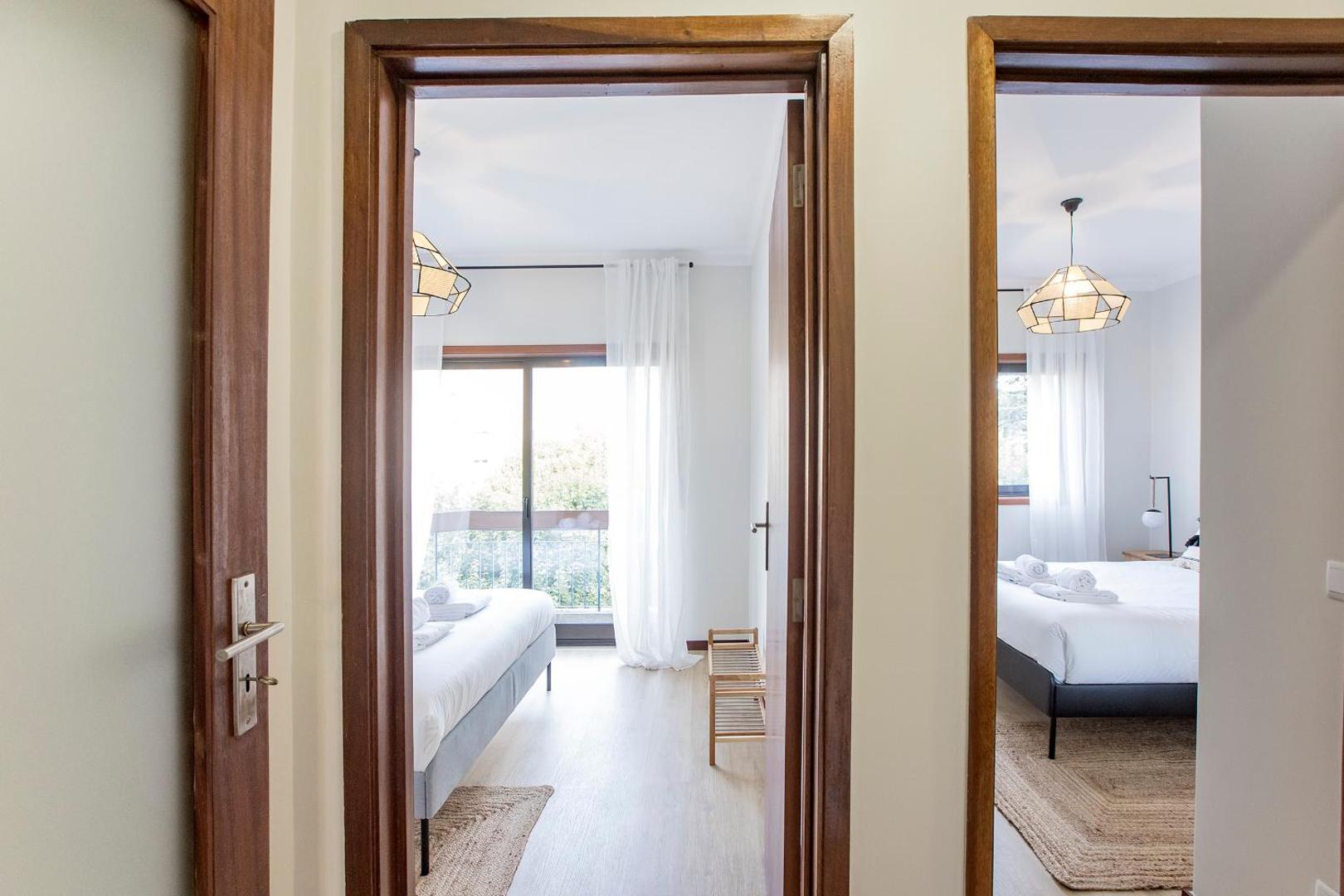 Kuva 6: 2BR Flat in Bonfim w/ AC & Balcony by LovelyStay