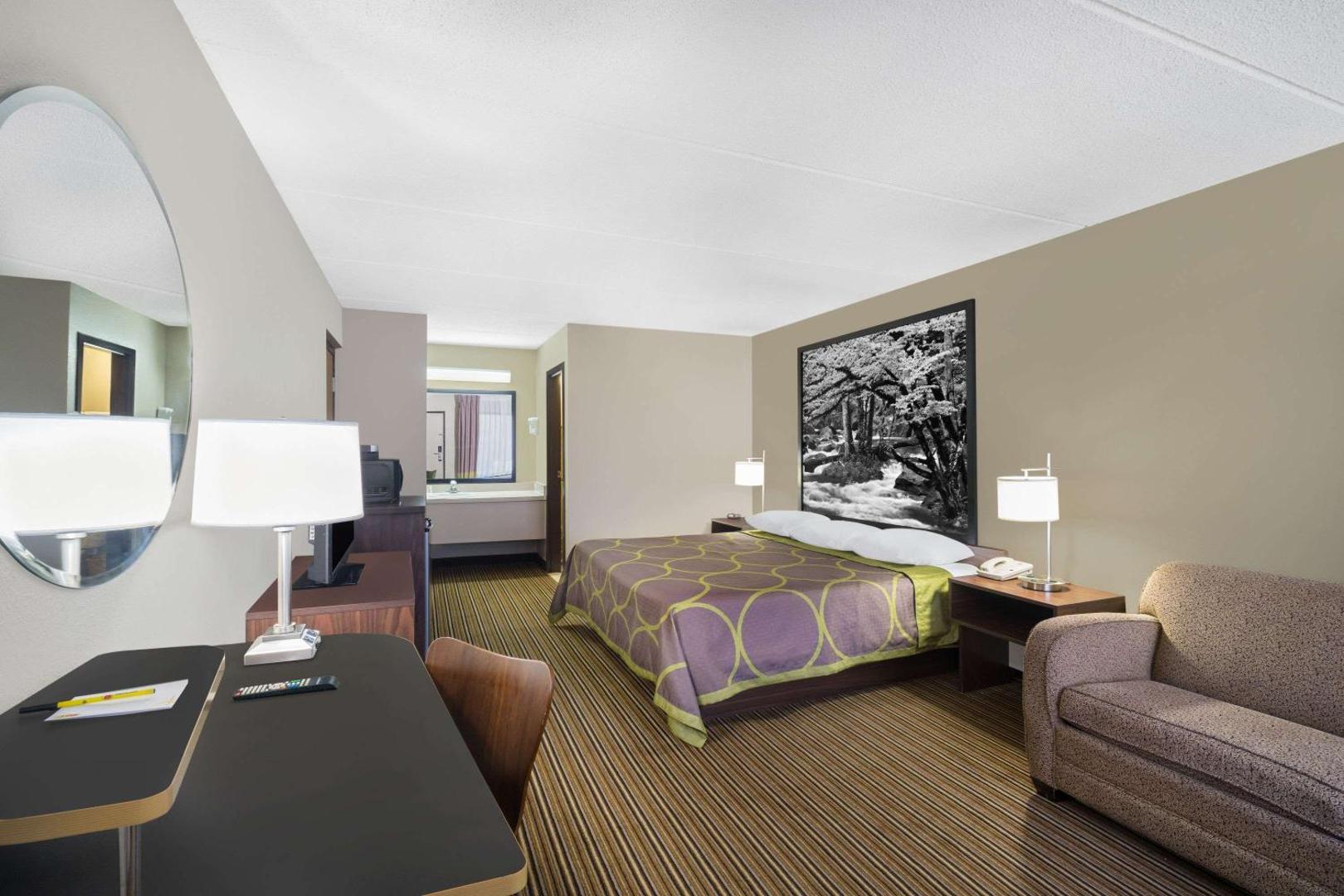Foto 10: Super 8 by Wyndham Knoxville North/Powell