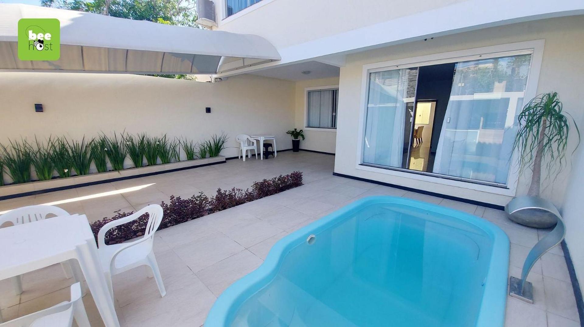 Foto 2: COPFL0101 - Casa grande com piscina privativa