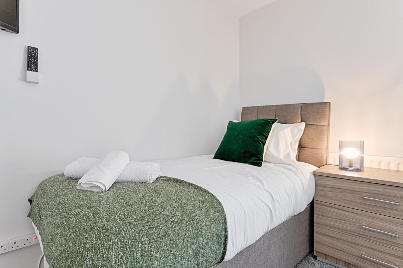 Billede 3: Contractor Base - 4 Beds - Dining - Wi-Fi
