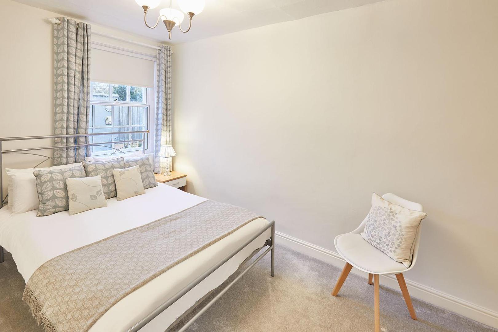 Photo 4 : Host & Stay - Princess Place Townhouse