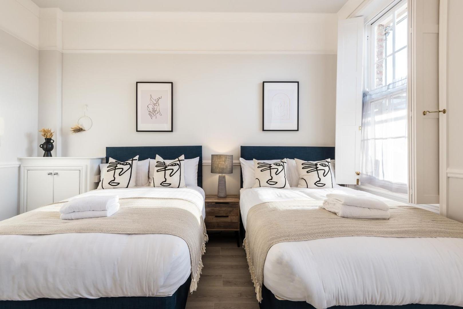 Фотография 7: Host & Stay - The Seel Street Townhouse