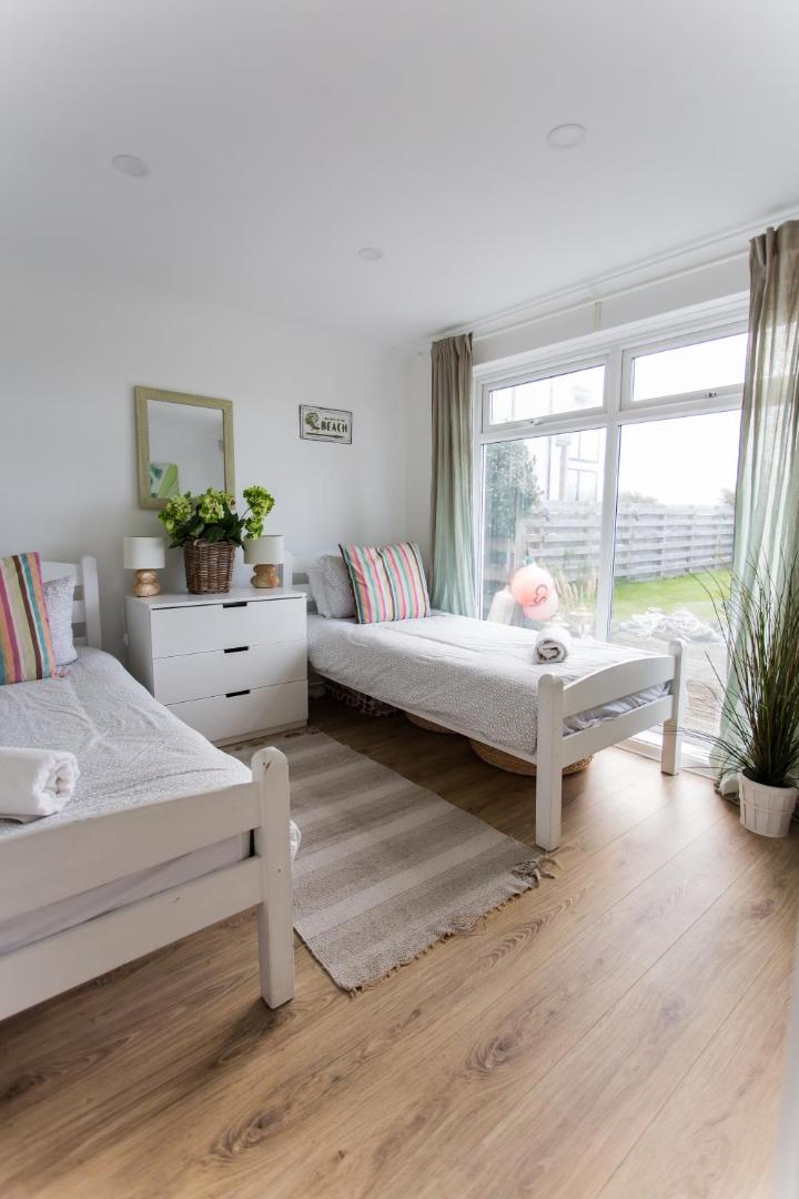 Fotografia 4: Fairlight - Charming coastal home on the beach