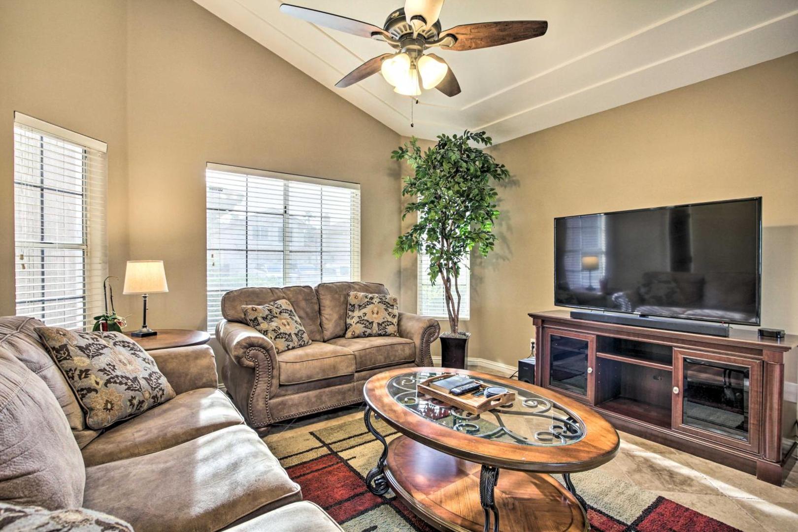 Pool, Golf Course Views Desert Oasis in Glendale的照片6