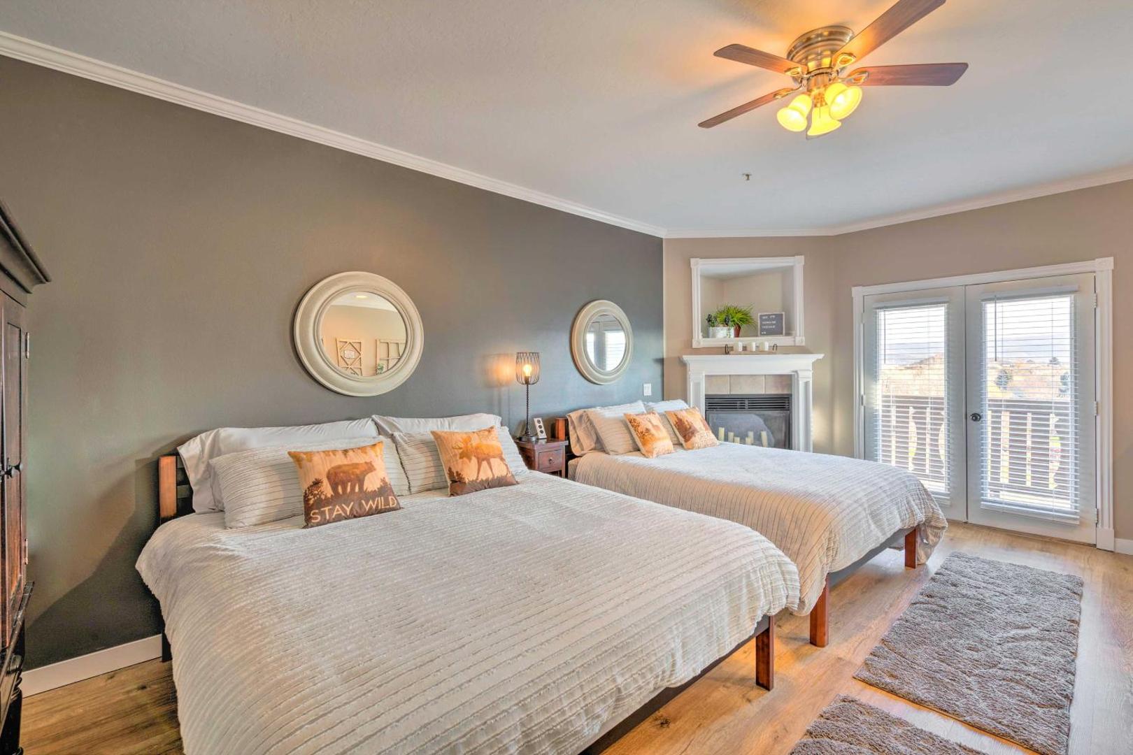 Foto 5: Large, Cozy Midway Studio with Mountain Views!