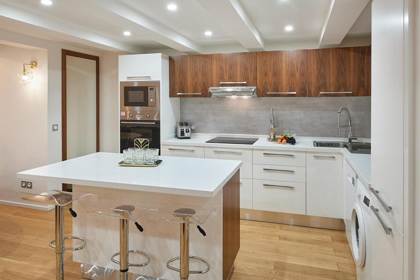 Foto 6: Sunlight Properties - Palme D Or - 2 Bedrooms, modern holiday rental apartment, hyper central