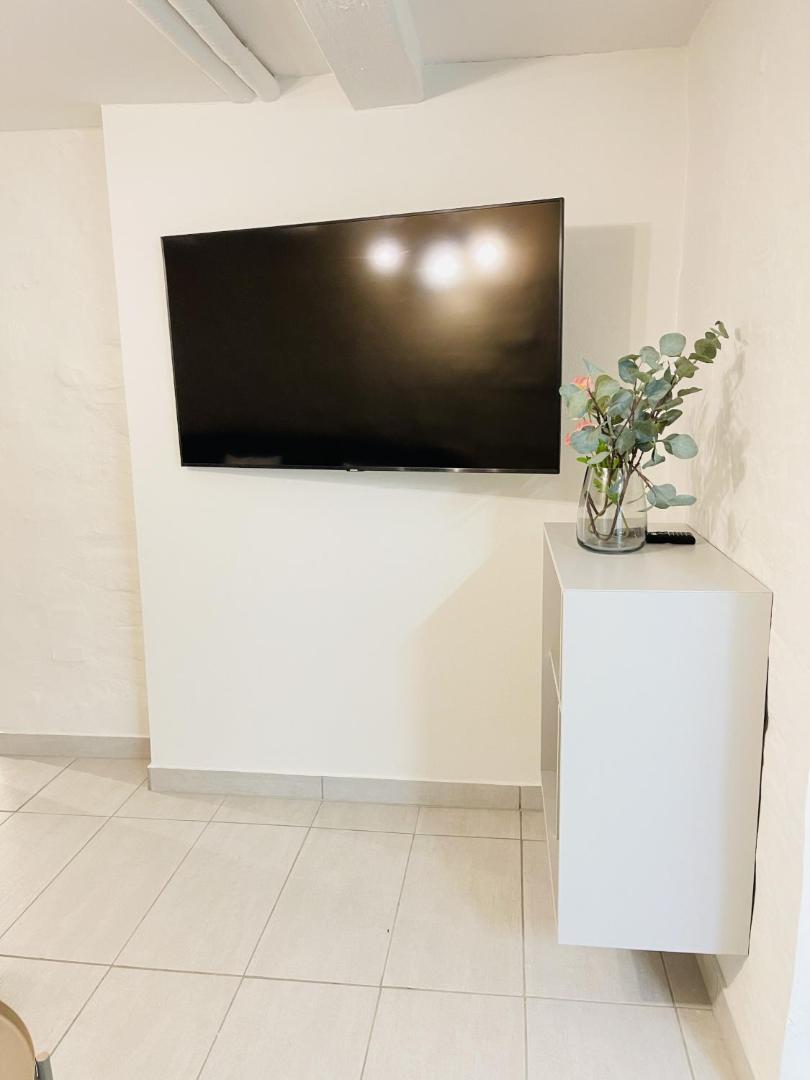 Zdjęcie 8: aday - Aalborg Mansion - Charming 3 Bedroom Apartment